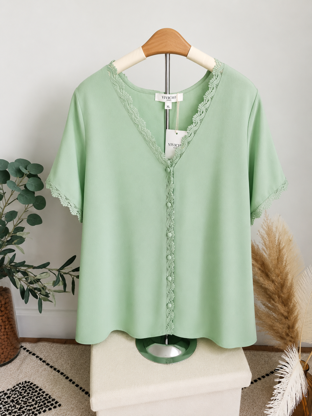 Blouse col dentelle grande taille