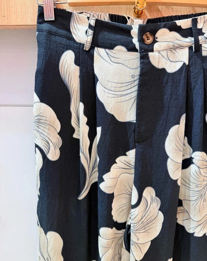 Pantalon à imprimé fleurs